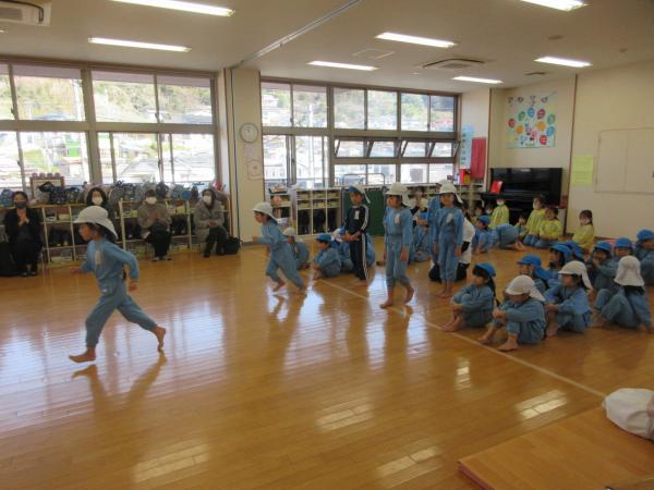 体操教室発表会1