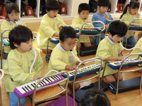 メロディオンの練習♪1